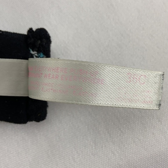 Victoria Secret Pink Classic or Crossback Wear Everywhere Colorful Push-up Bra - Picture 9 of 14